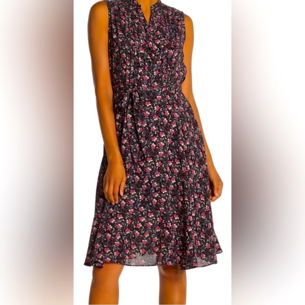 Nanette Lepore Sleeveless Split V-neck Ditsy Floral Pintuck Dress w Waist Tie